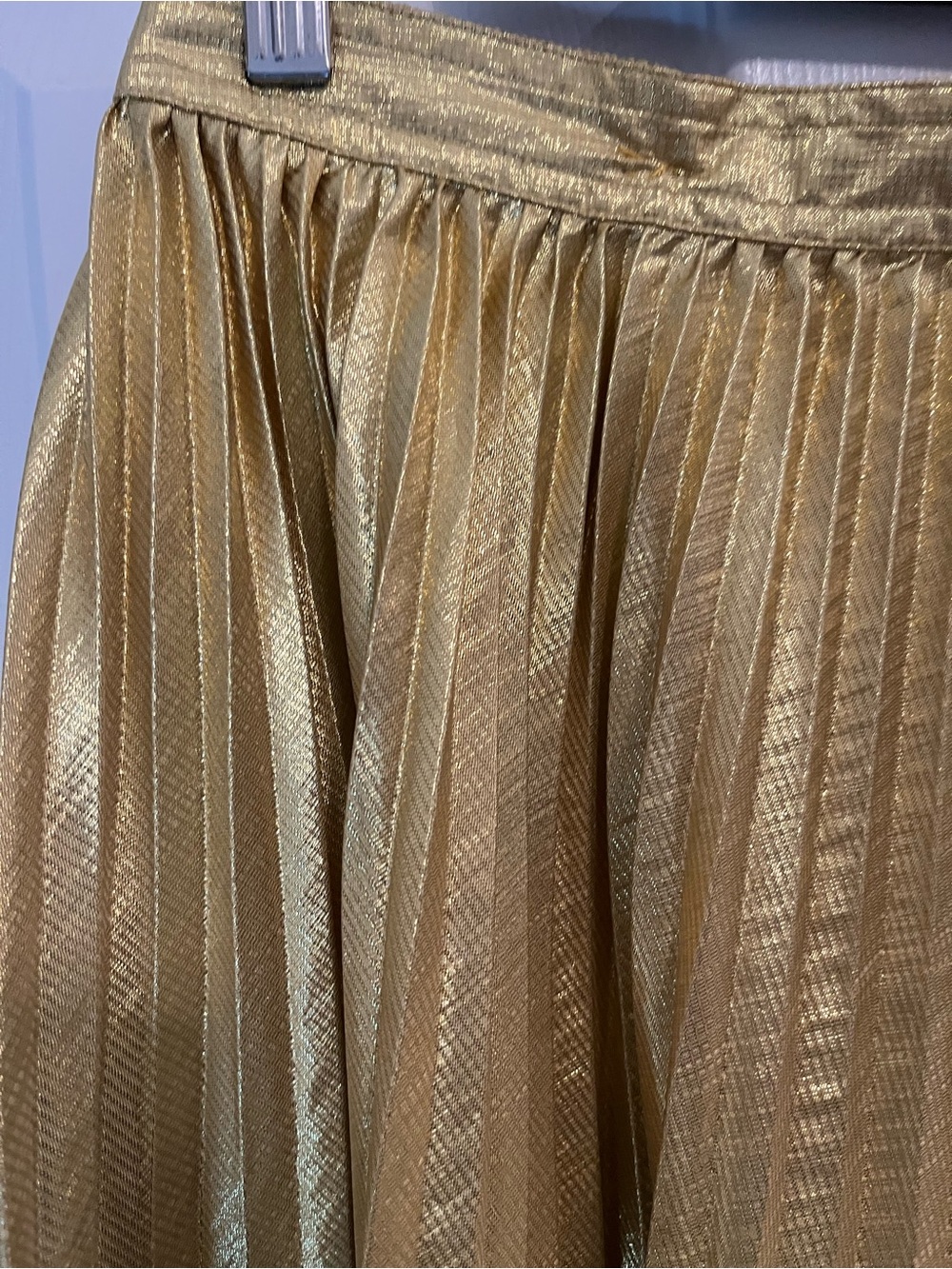 J.Crew Gold Metallic Pleated Midi Skirt Size 4 | Holiday Party Glam - Picture 8 of 9